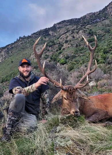 Top Of The Lake - Red Stag Hunting Adventure